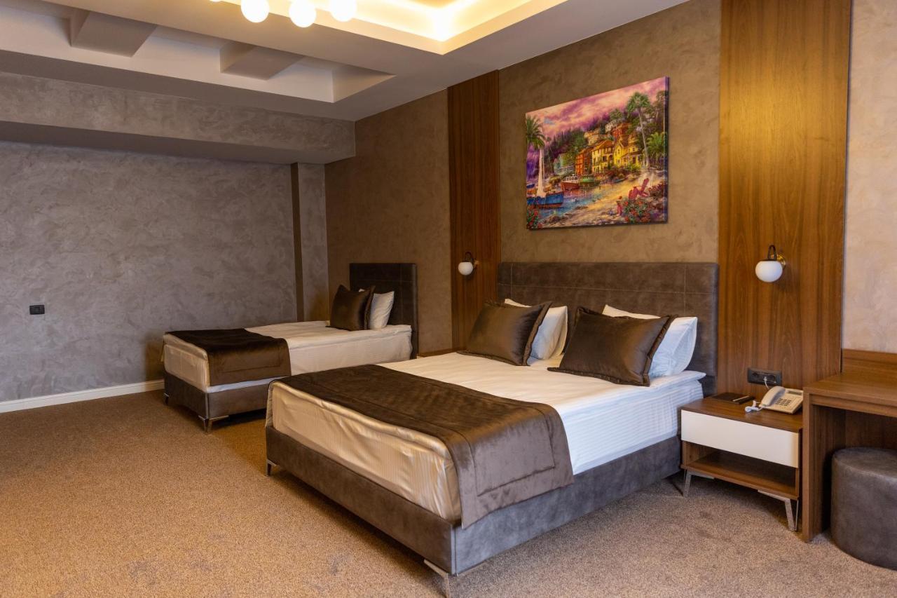 Leon Hotel Spa Ганджа Екстериор снимка
