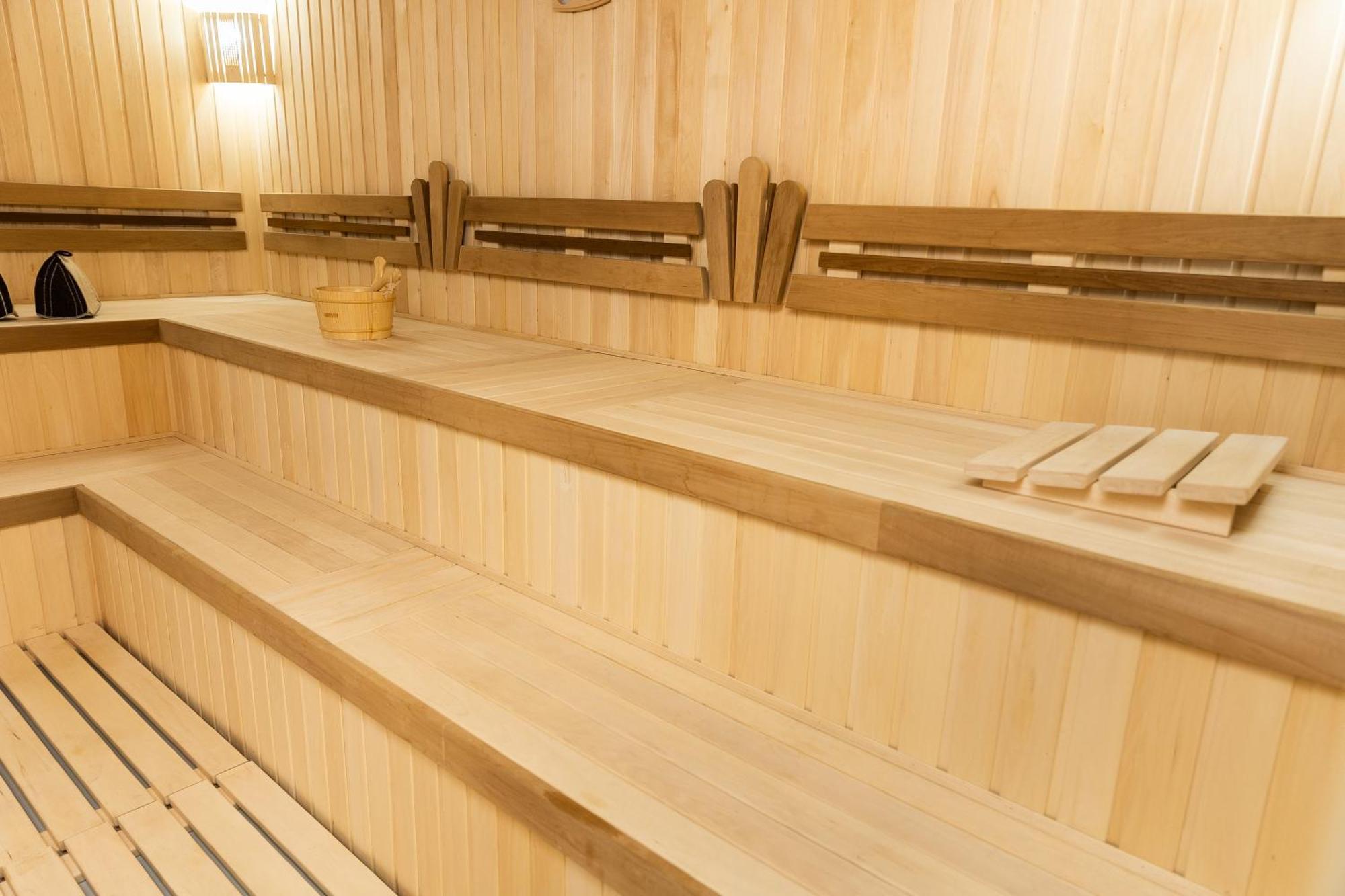 Leon Hotel Spa Ганджа Екстериор снимка